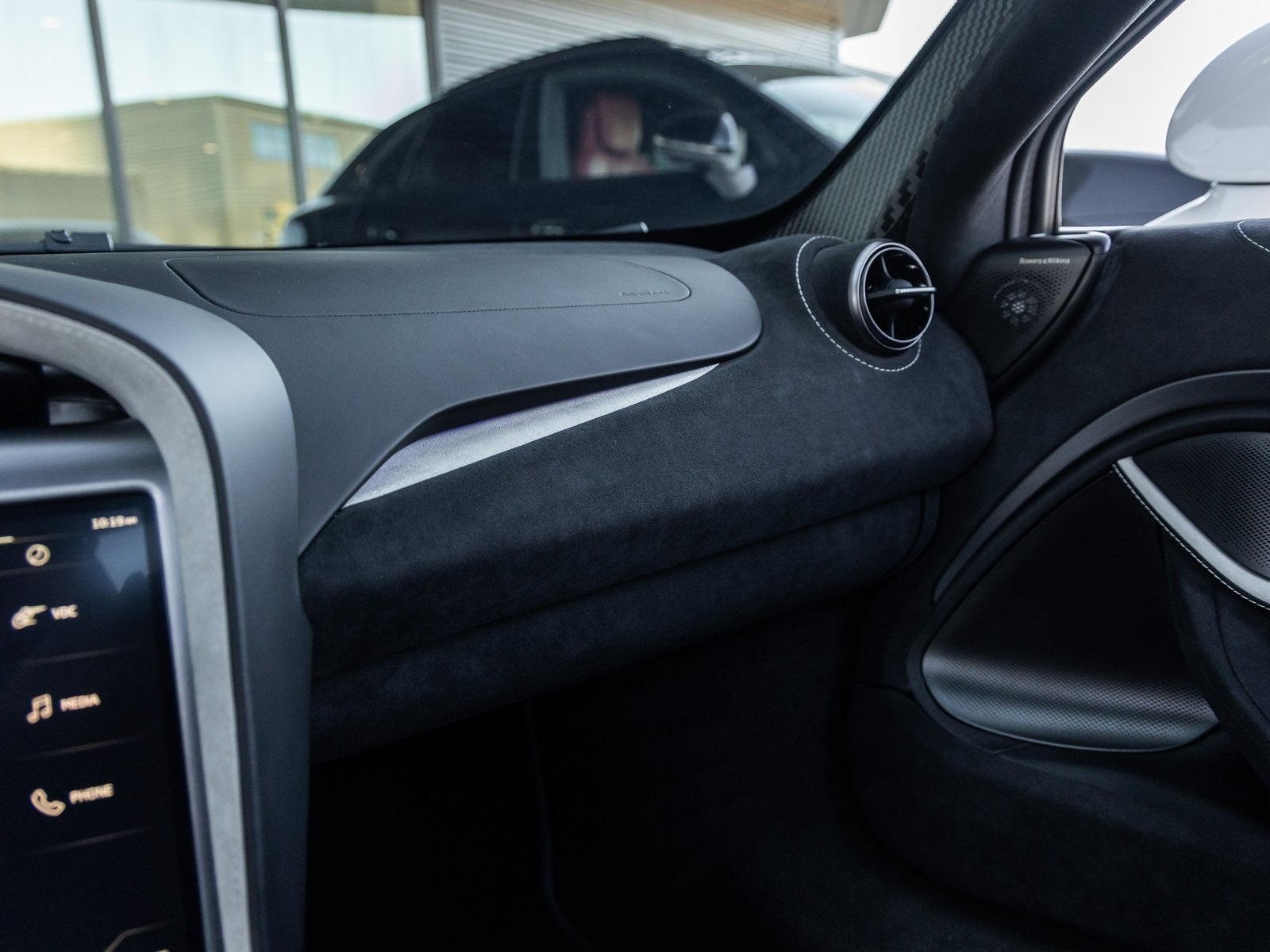 2026 McLaren 750S Base