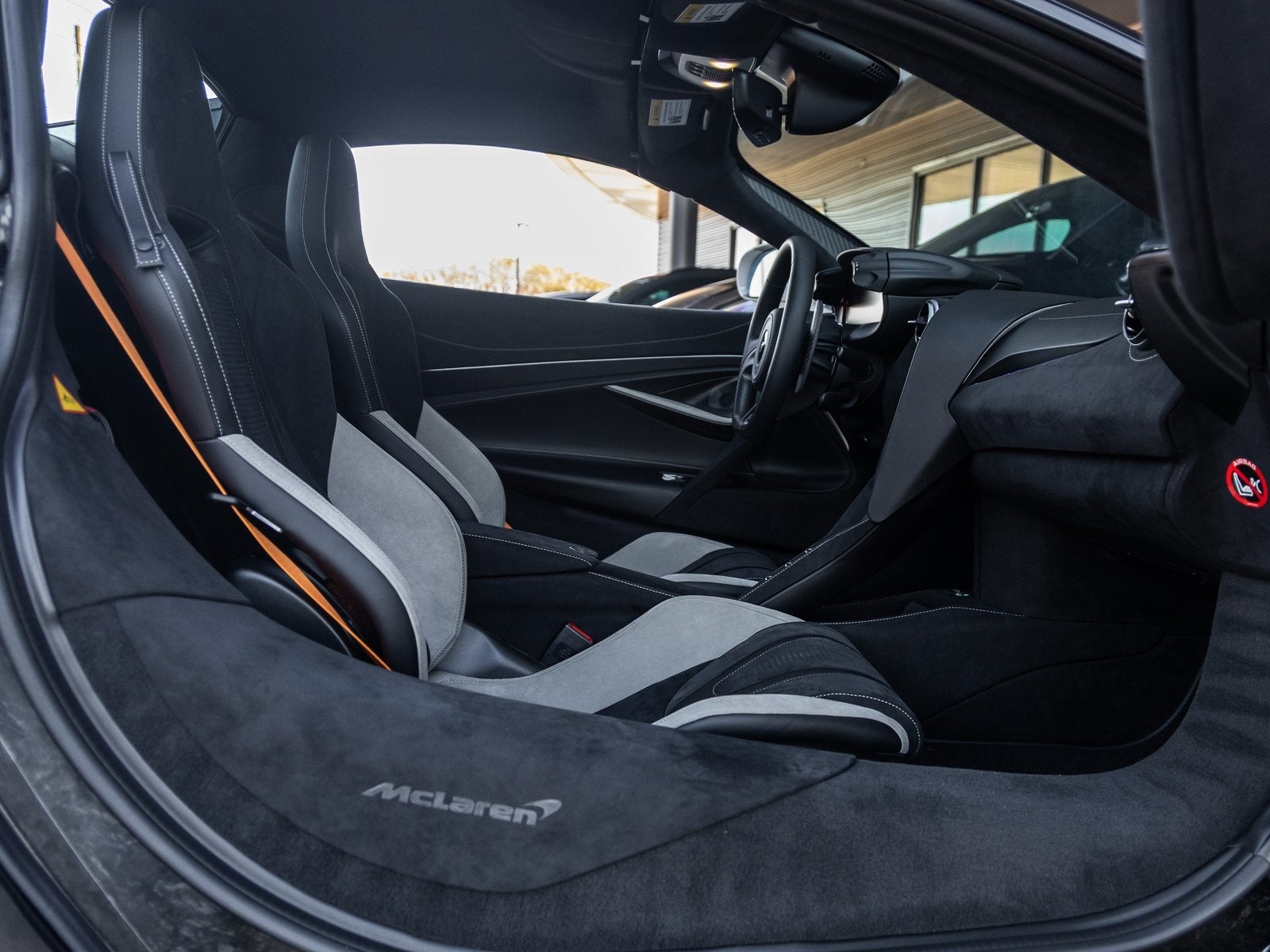 2026 McLaren 750S Base