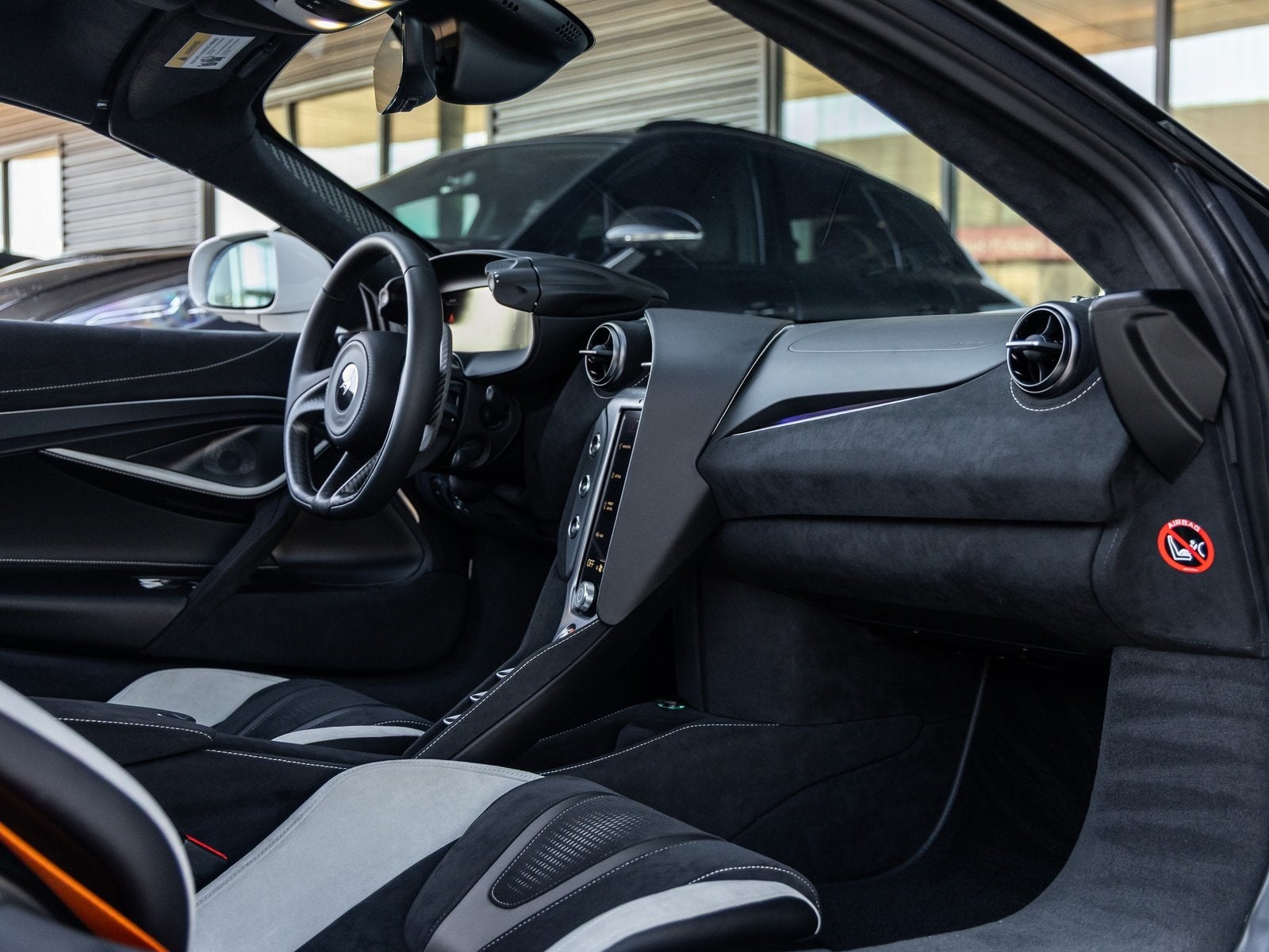 2026 McLaren 750S Base