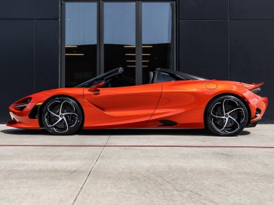 2026 McLaren 750S Base