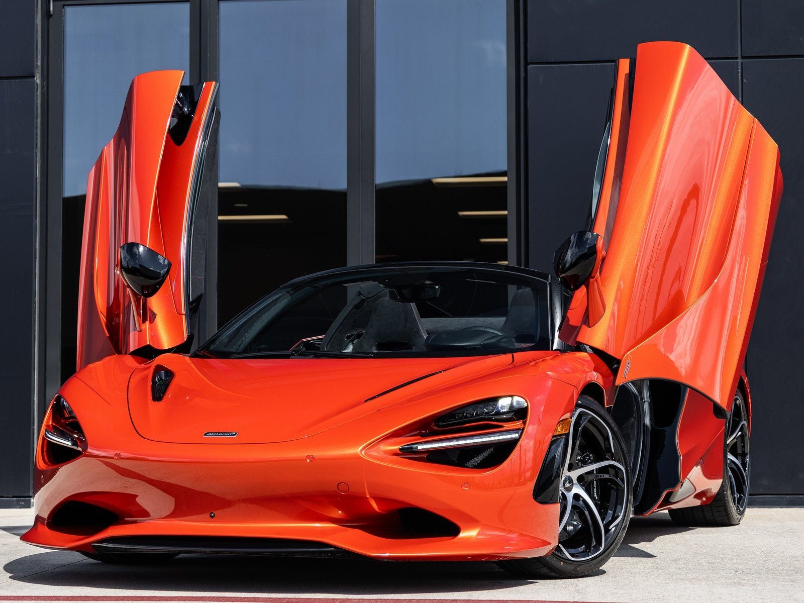 2026 McLaren 750S Base