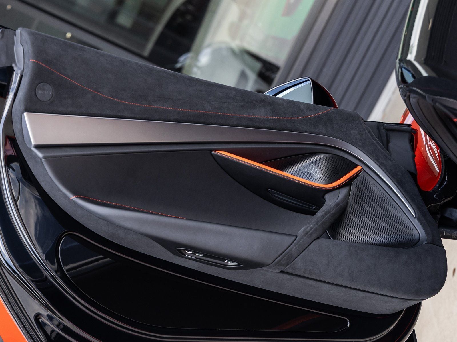 2026 McLaren 750S Base