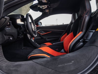 2026 McLaren 750S Base