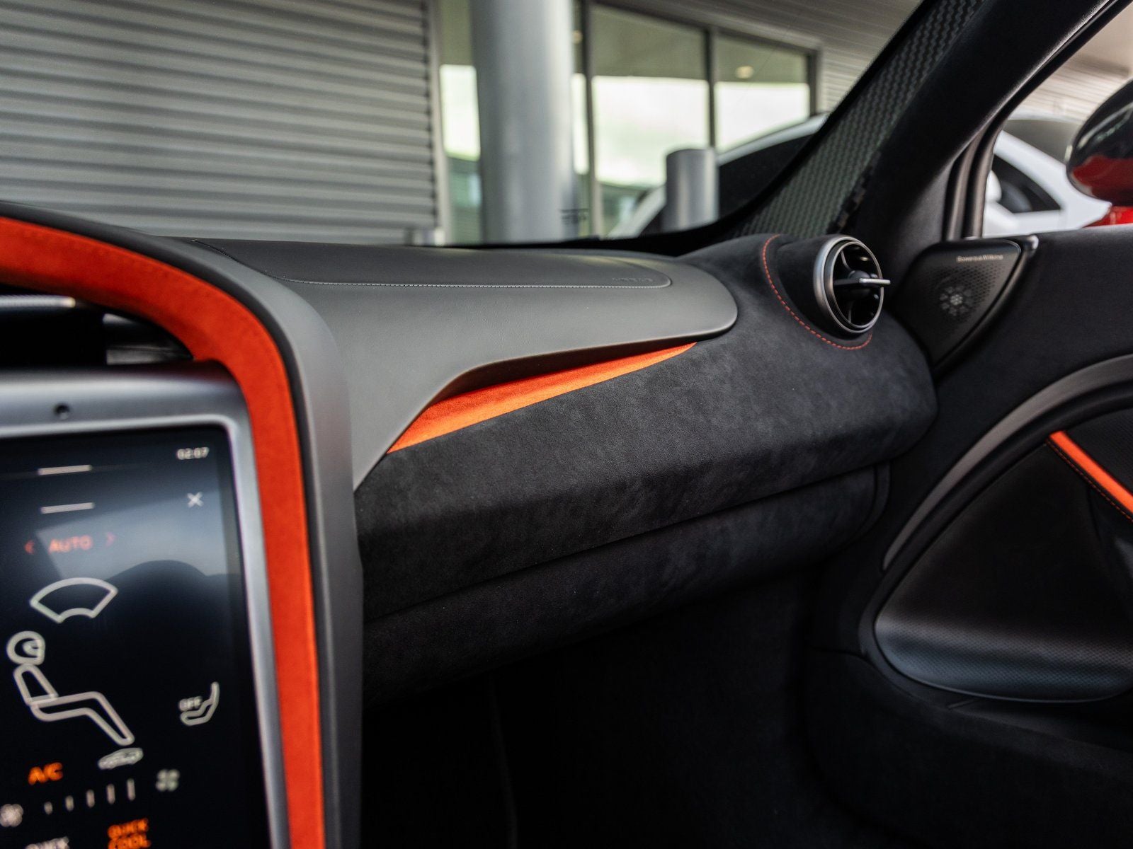 2026 McLaren 750S Base