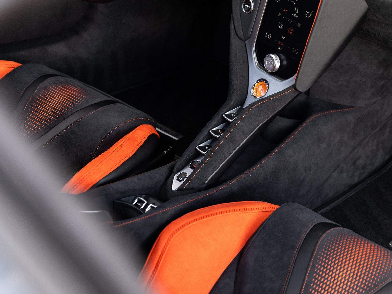 2026 McLaren 750S Base