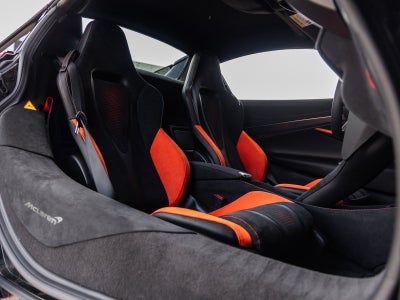 2026 McLaren 750S Base