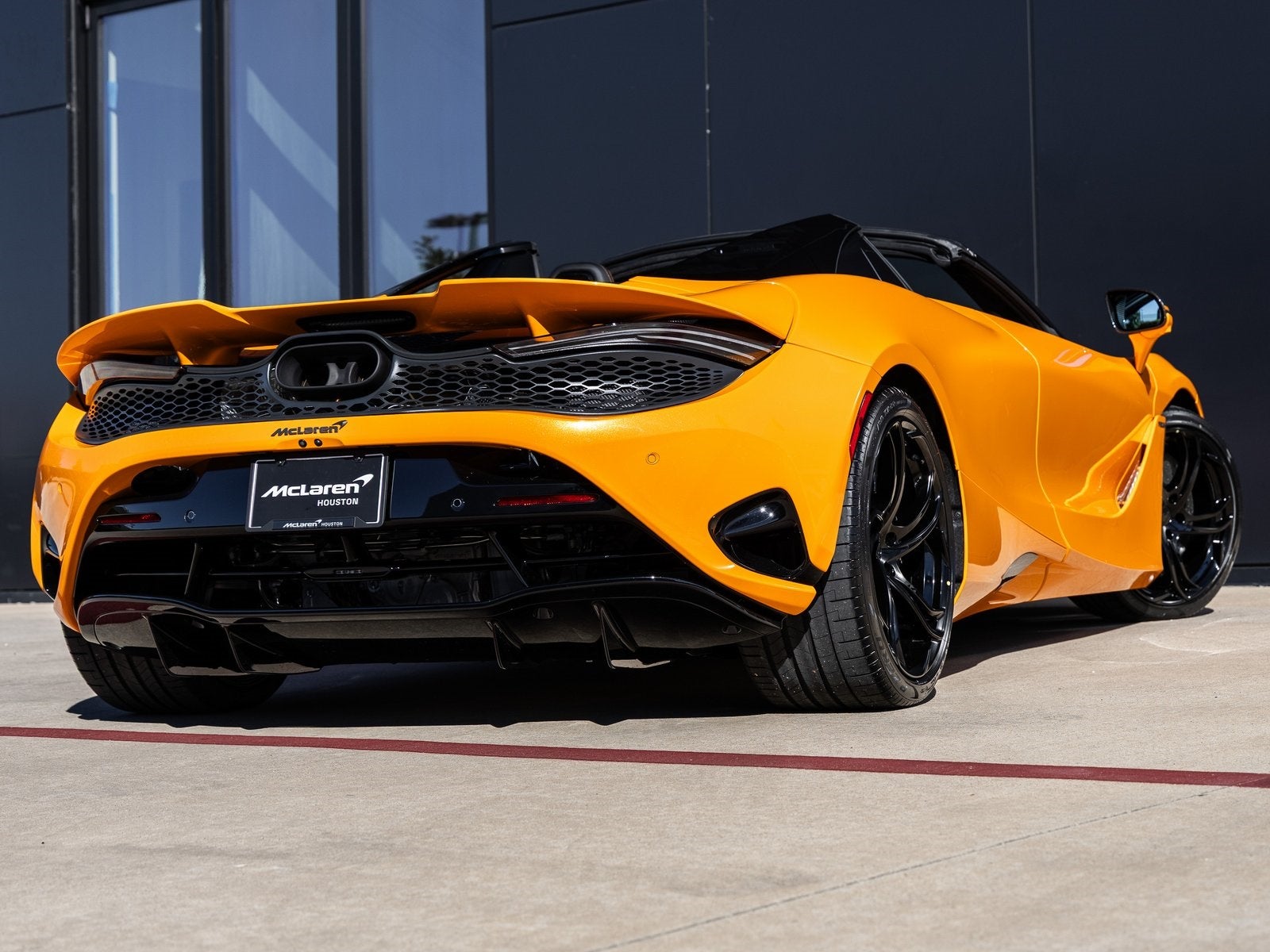 2026 McLaren 750S Base