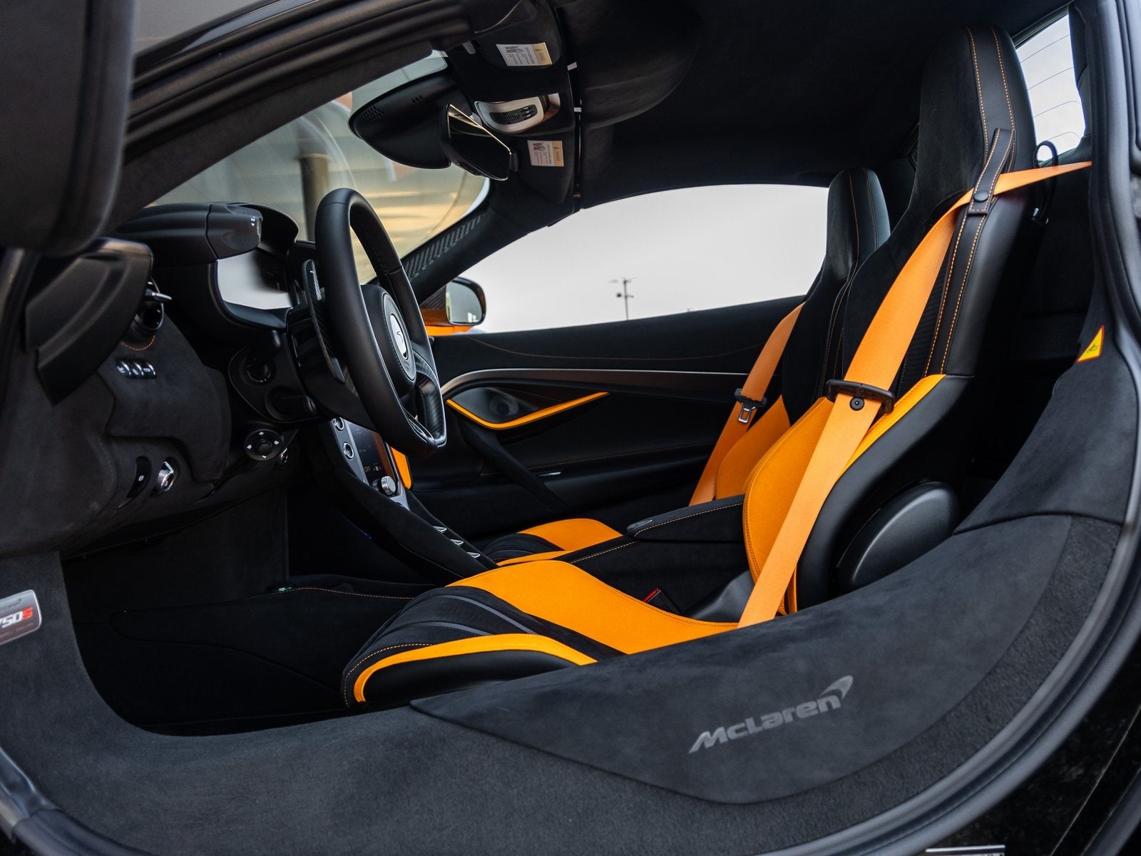 2026 McLaren 750S Base