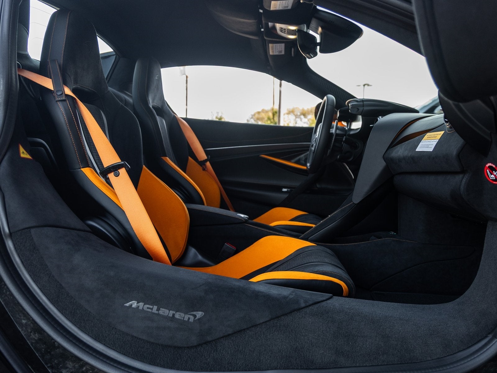 2026 McLaren 750S Base