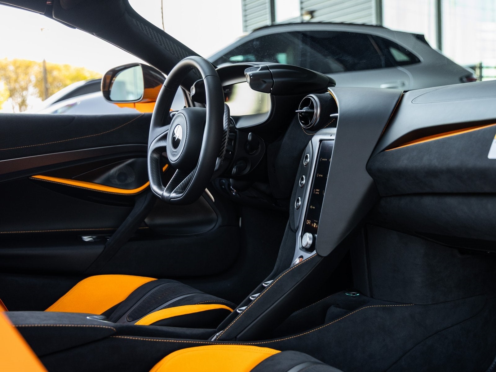 2026 McLaren 750S Base