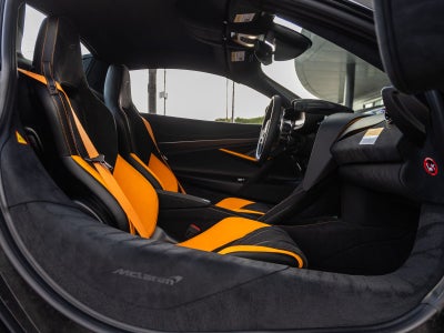 2027 McLaren 750S Base