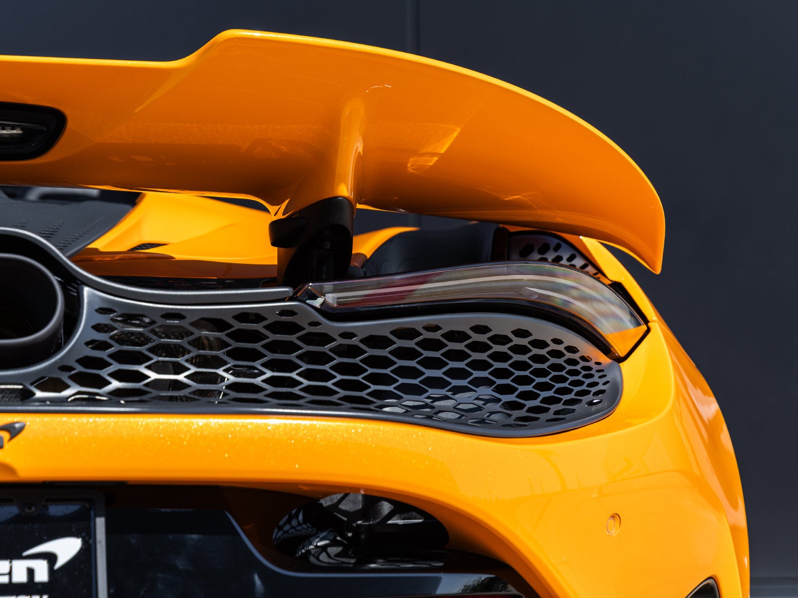 2027 McLaren 750S Base