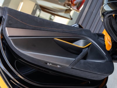 2027 McLaren 750S Base