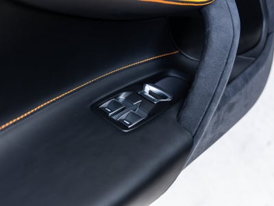 2027 McLaren 750S Base