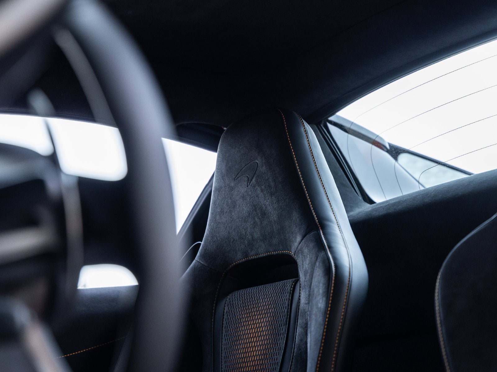 2027 McLaren 750S Base