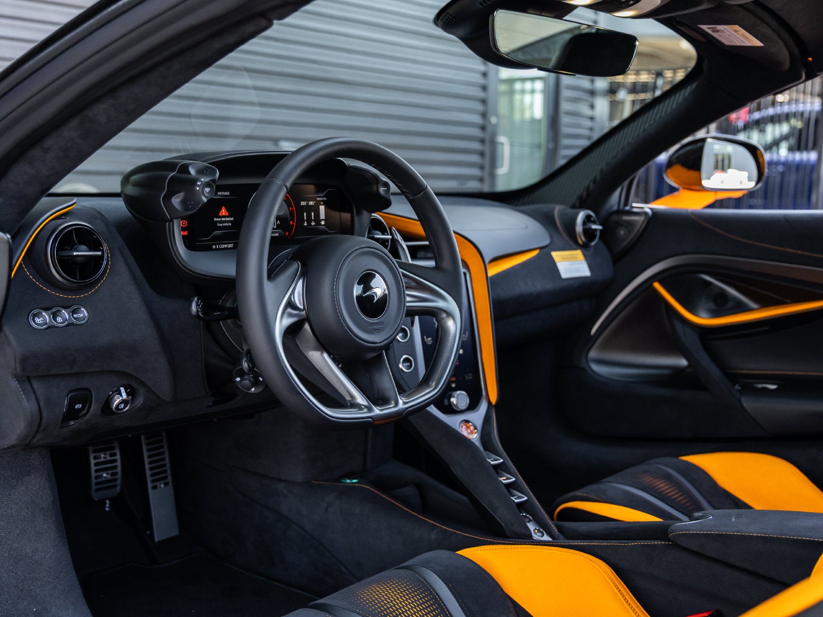 2027 McLaren 750S Base