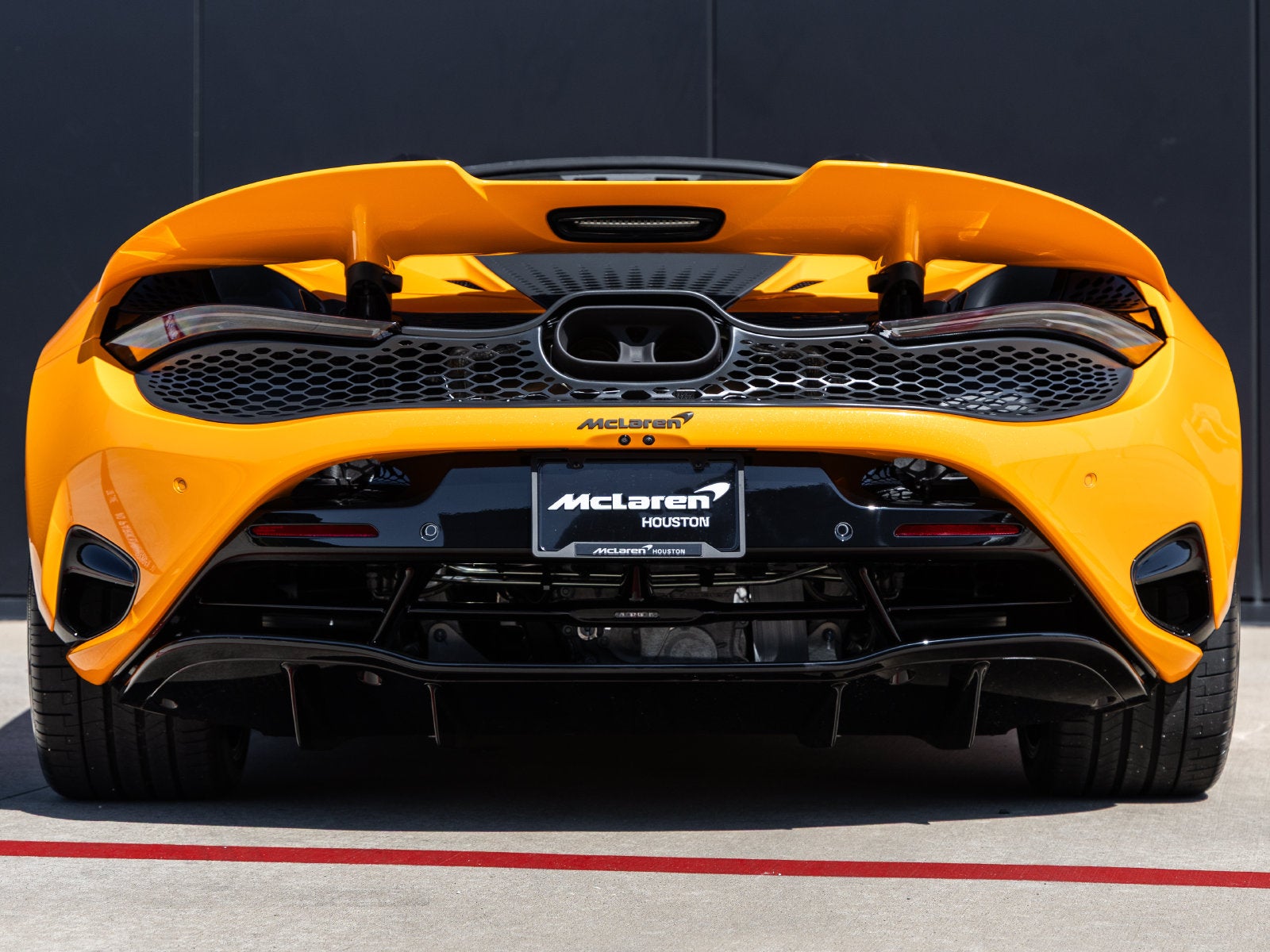 2027 McLaren 750S Base