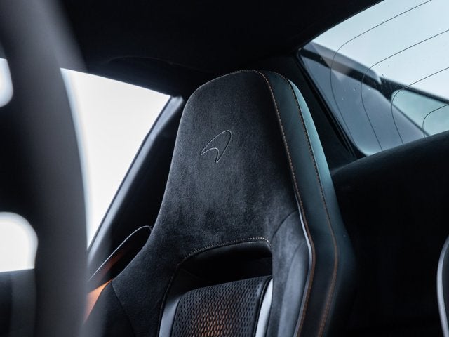 2024 McLaren 750S Base