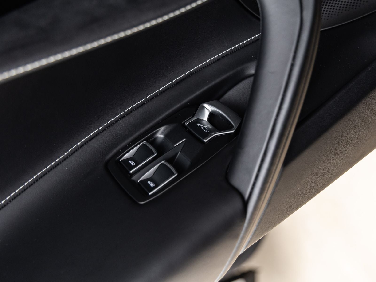 2026 McLaren 750S Base