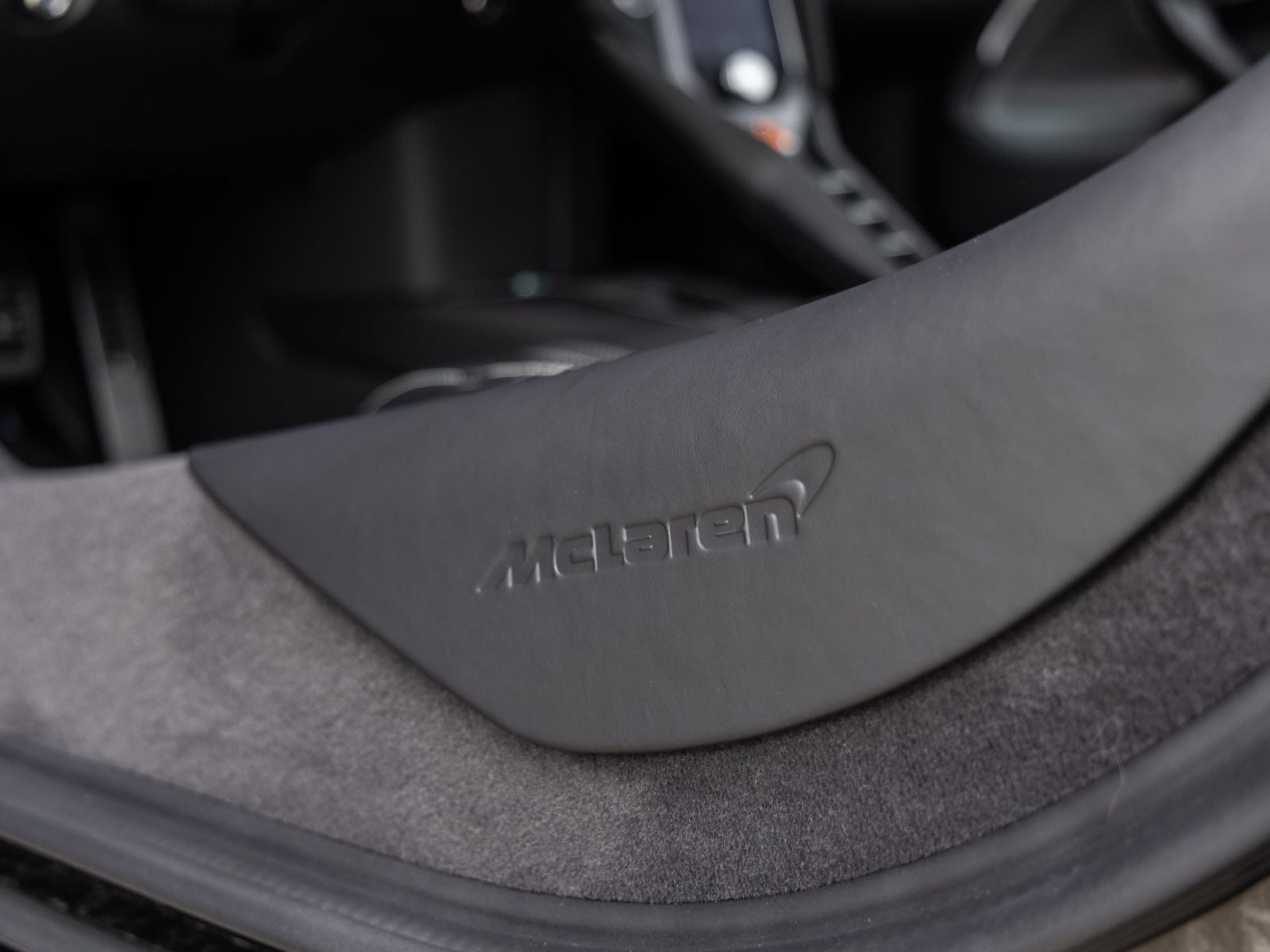 2026 McLaren 750S Base