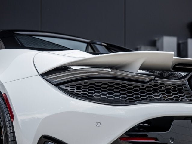 2027 McLaren 750S Base