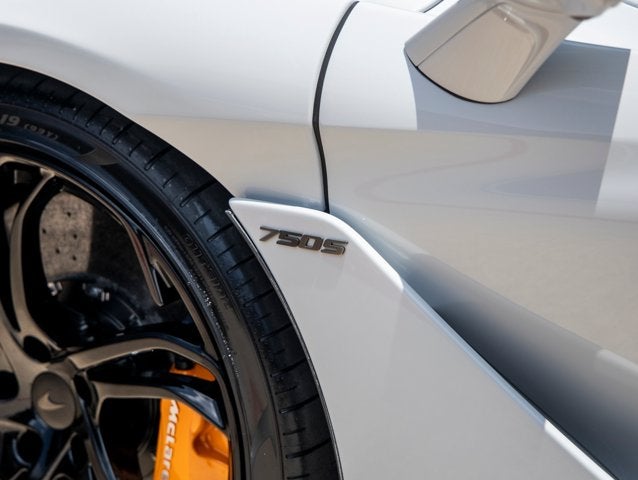 2027 McLaren 750S Base