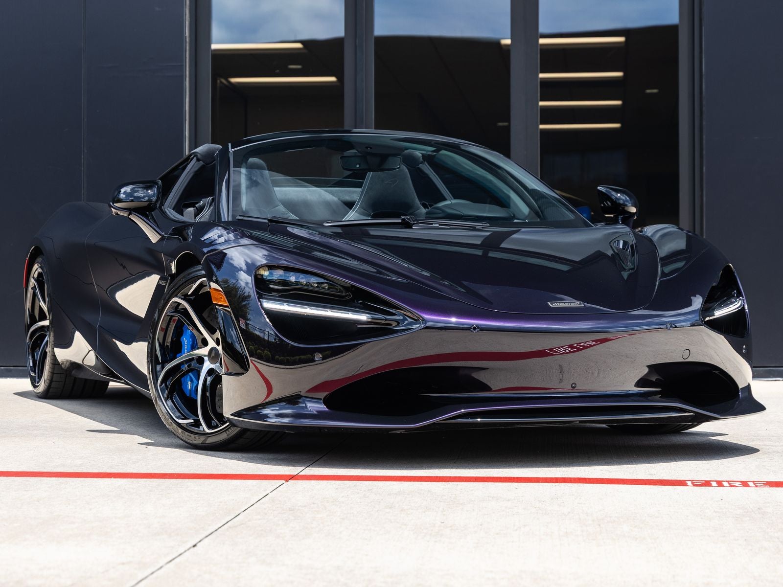 2027 McLaren 750S Base