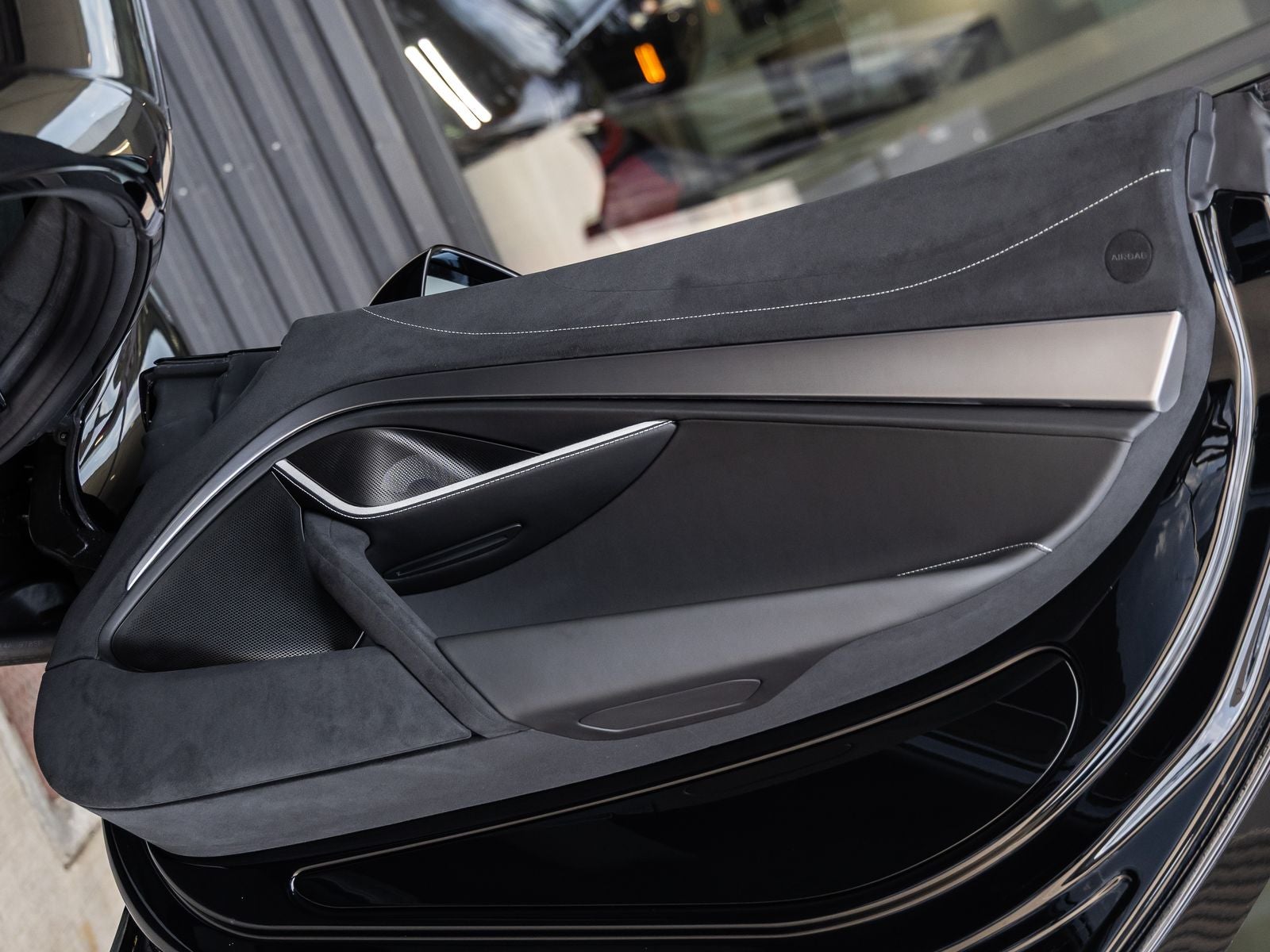 2027 McLaren 750S Base