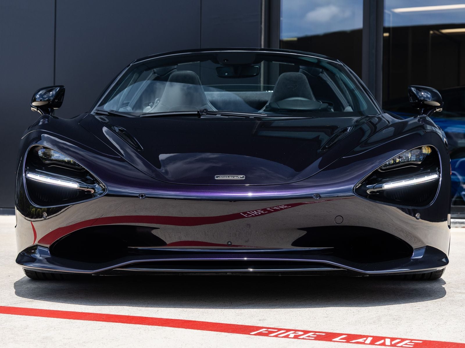 2027 McLaren 750S Base