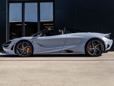 2026 McLaren 750S Base