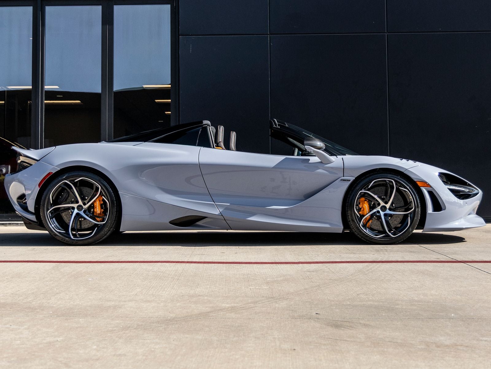 2026 McLaren 750S Base