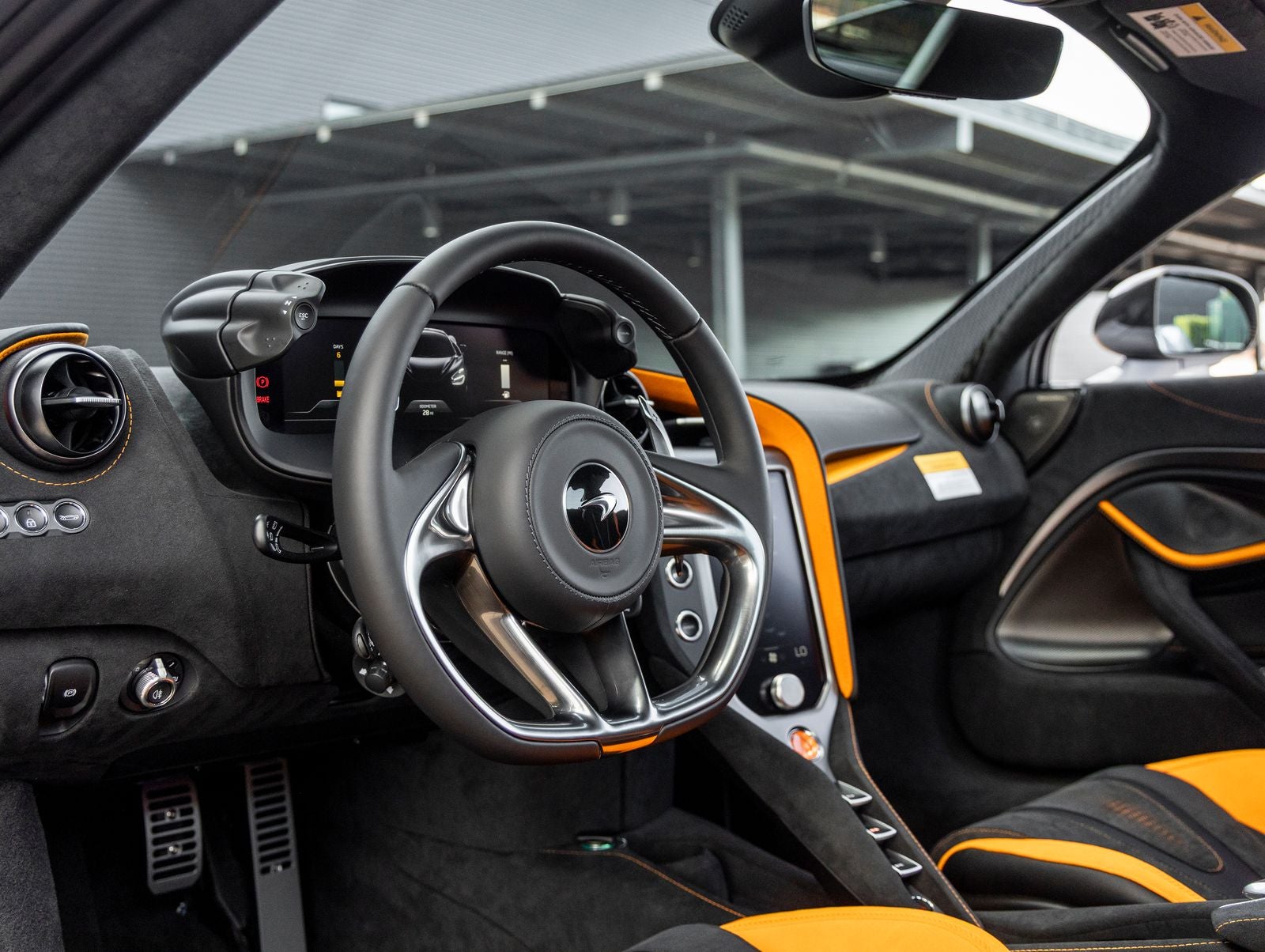2026 McLaren 750S Base
