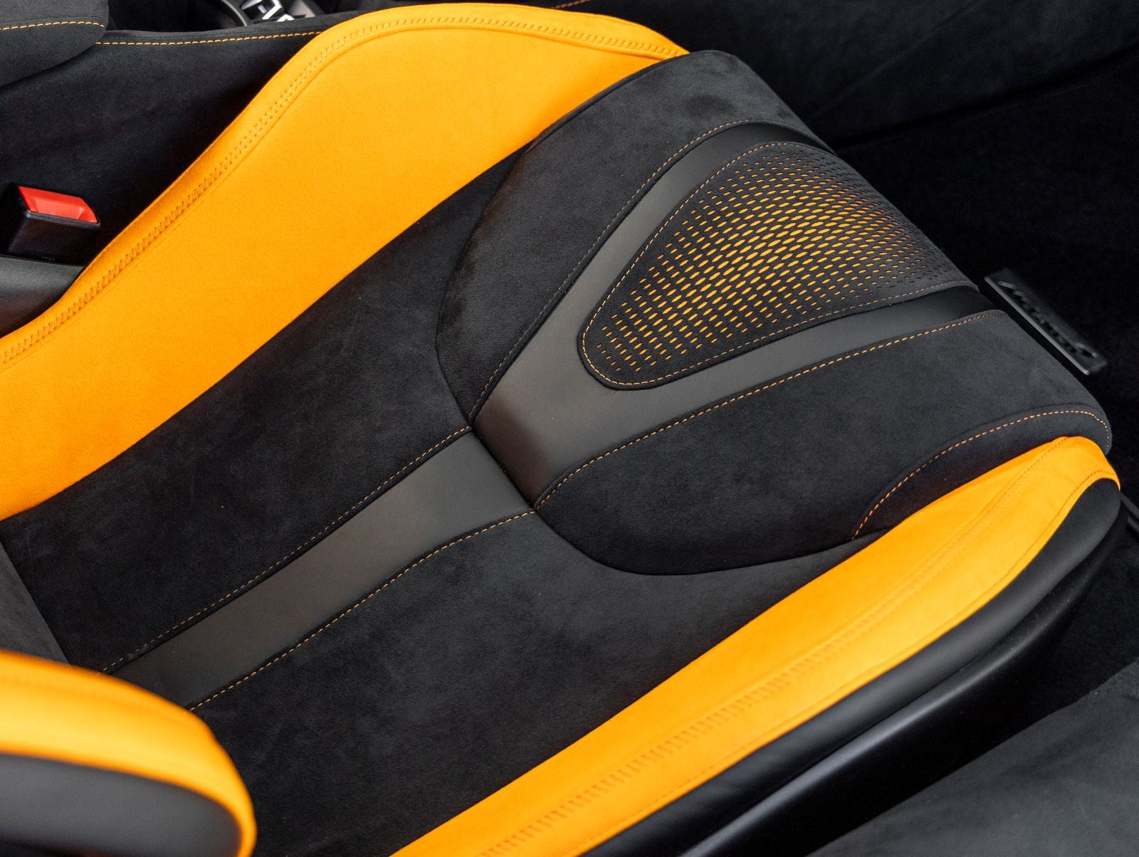 2026 McLaren 750S Base