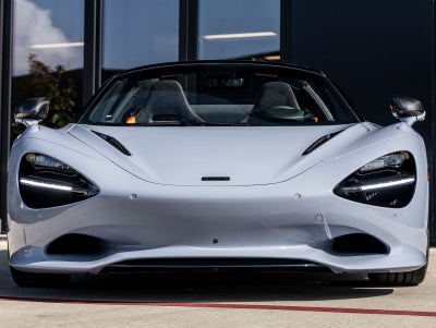 2026 McLaren 750S Base