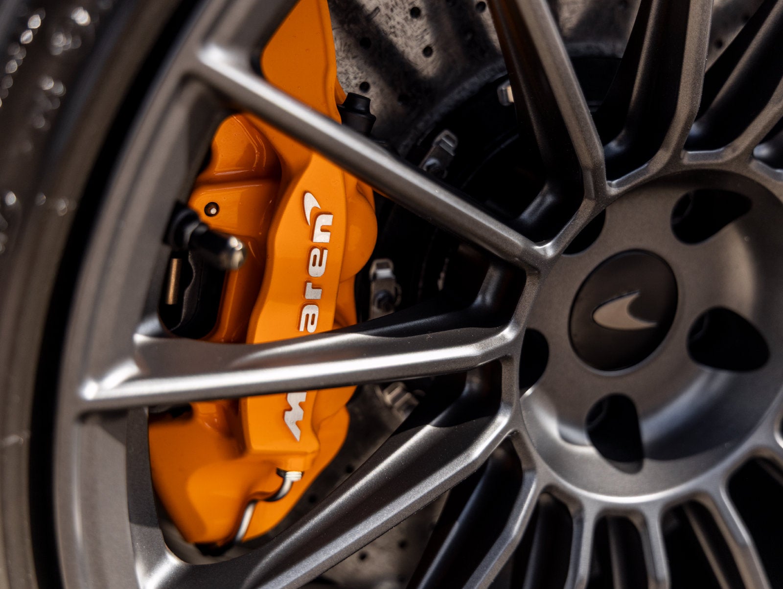 2027 McLaren 750S Base
