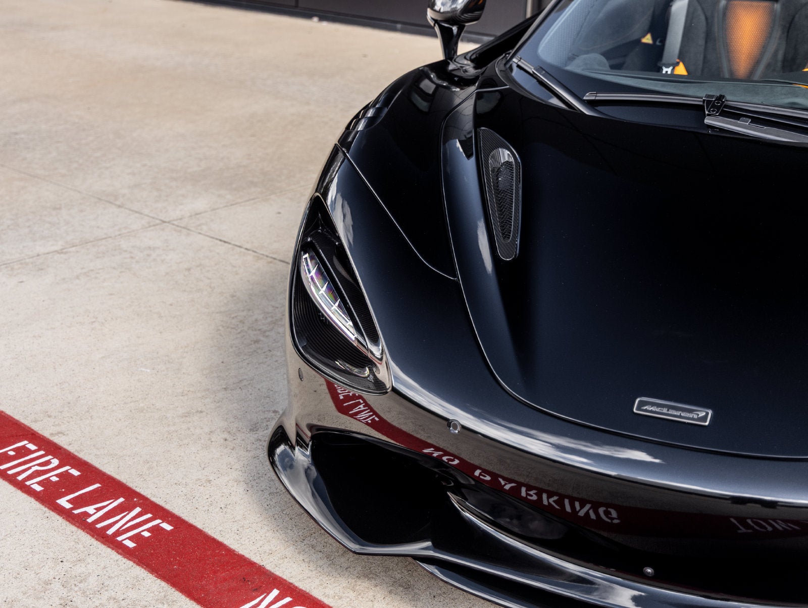2027 McLaren 750S Base