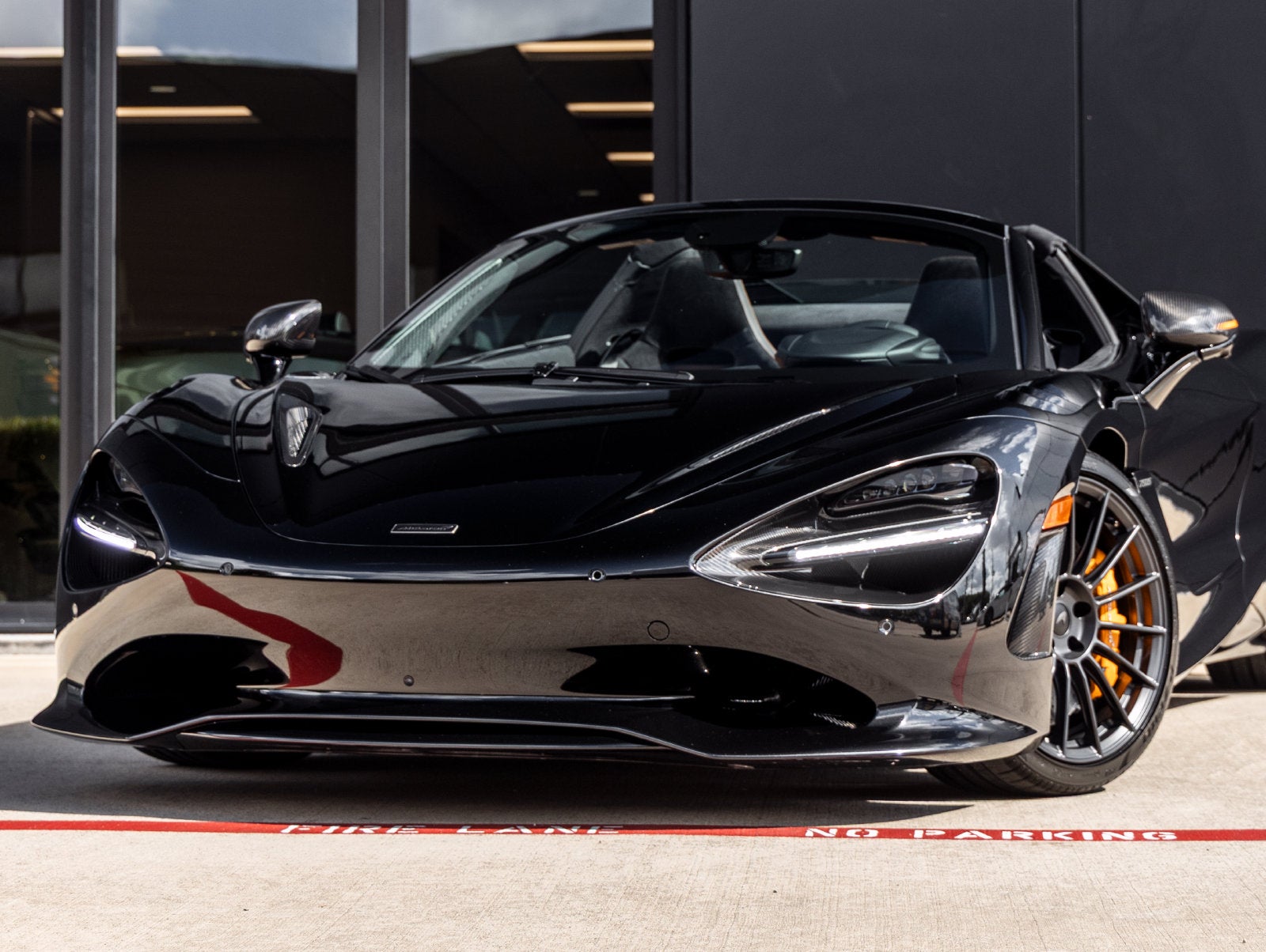 2027 McLaren 750S Base
