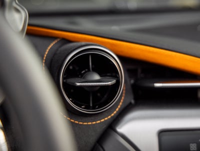 2027 McLaren 750S Base