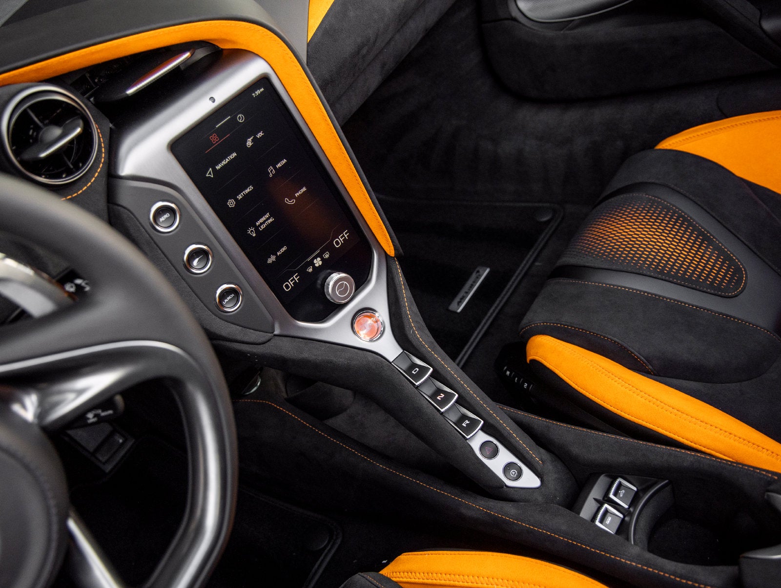 2027 McLaren 750S Base