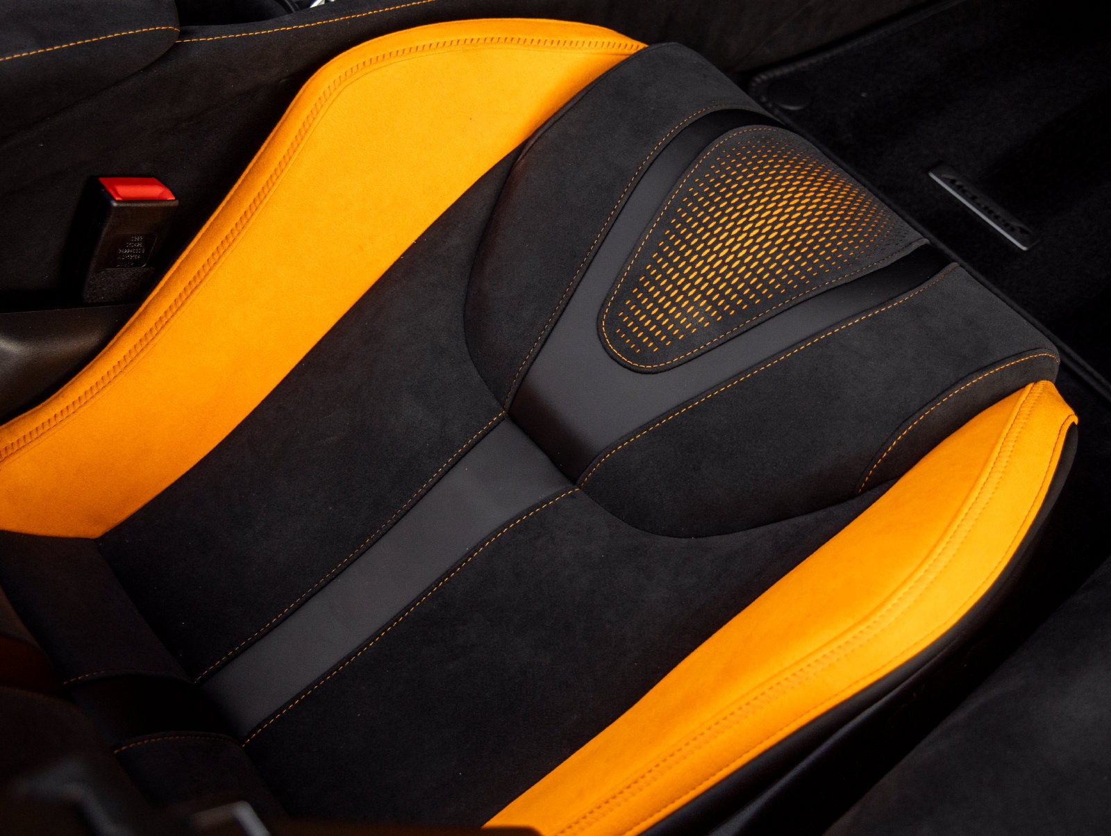 2027 McLaren 750S Base