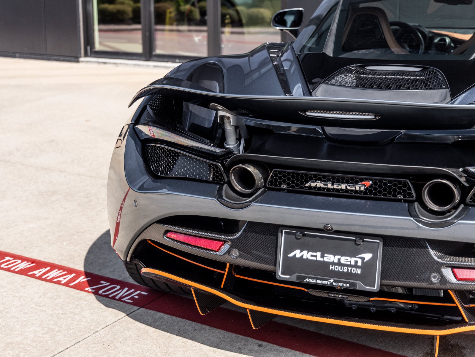 2018 McLaren 720S Base