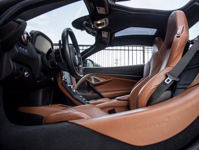 2018 McLaren 720S Base