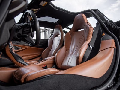 2018 McLaren 720S Base