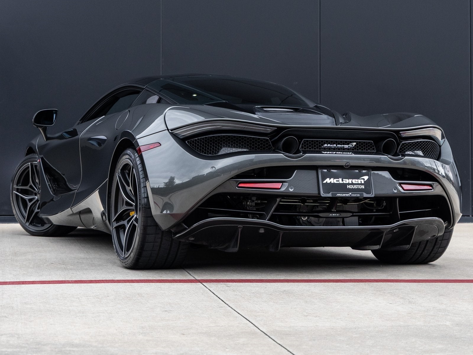 2019 McLaren 720S Base