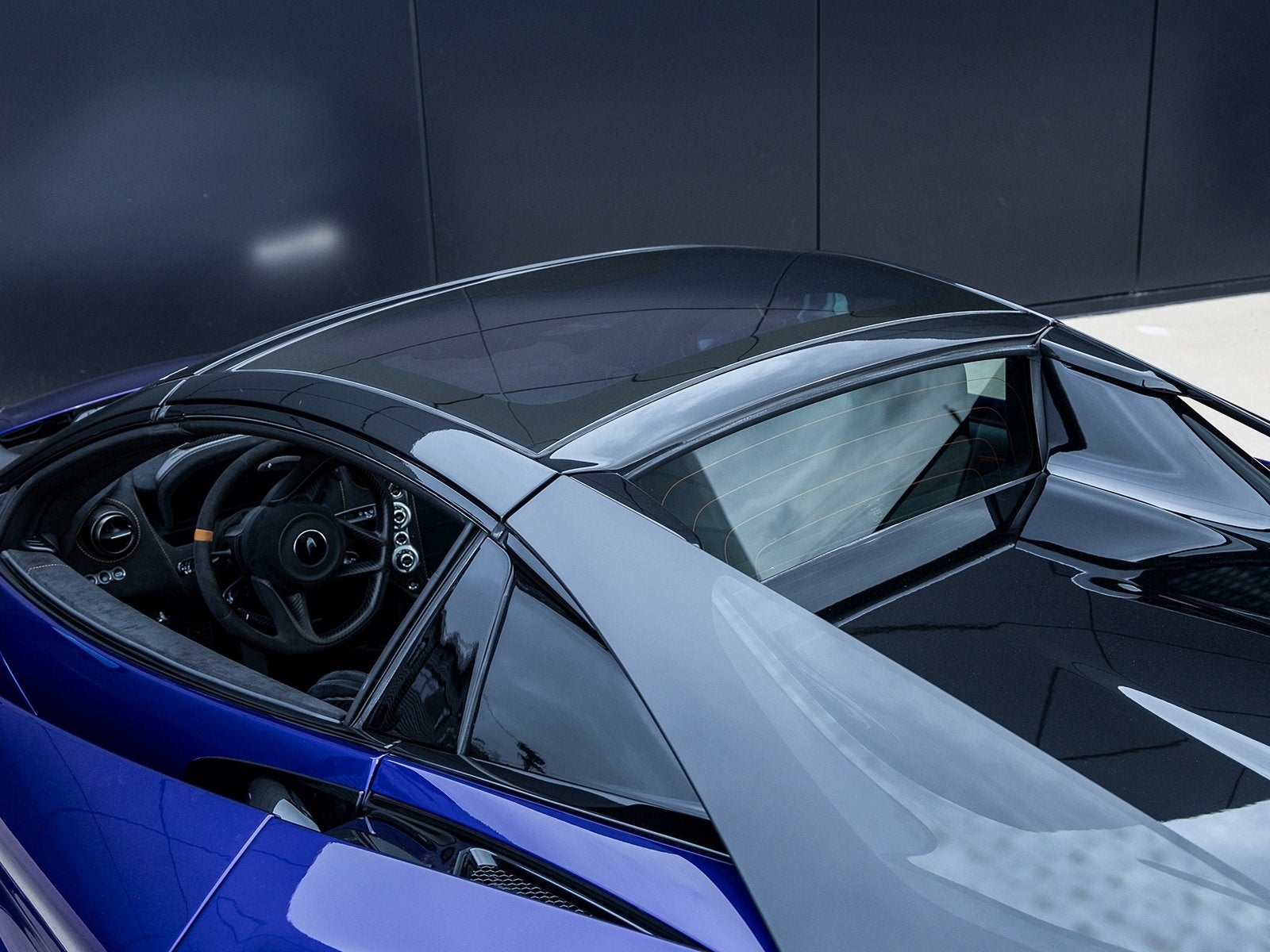 2022 McLaren 765LT Base