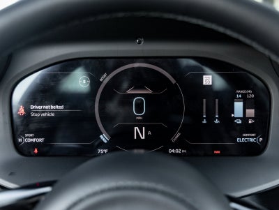 2025 McLaren Artura Base