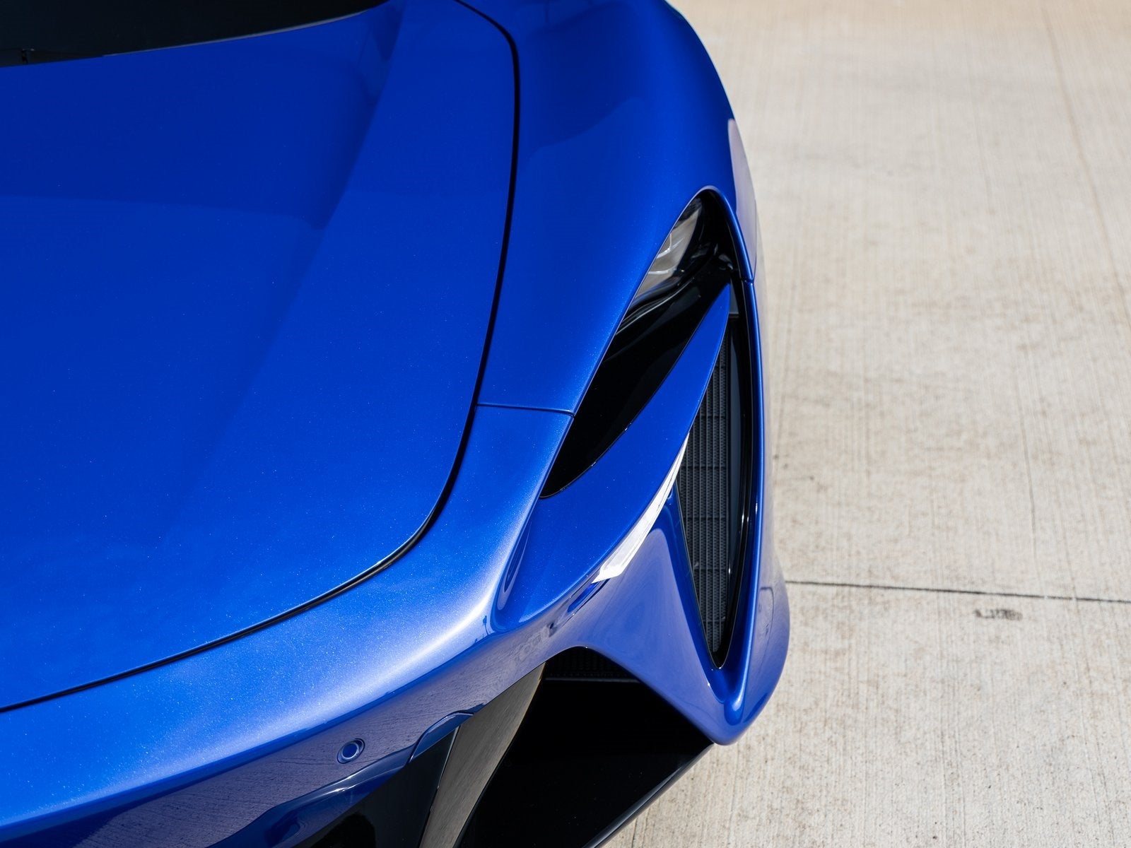 2026 McLaren Artura Base