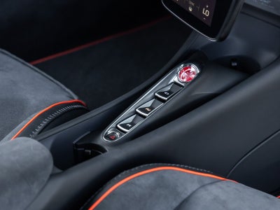 2024 McLaren Artura Base