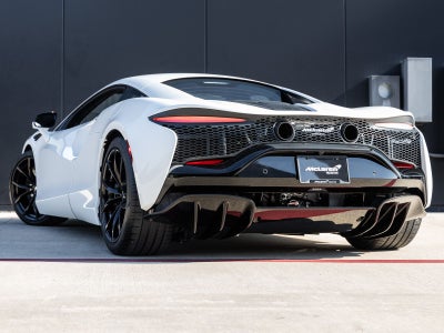 2024 McLaren Artura Base
