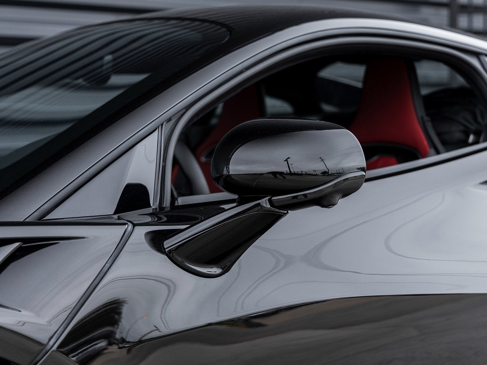 2025 McLaren Artura TechLux